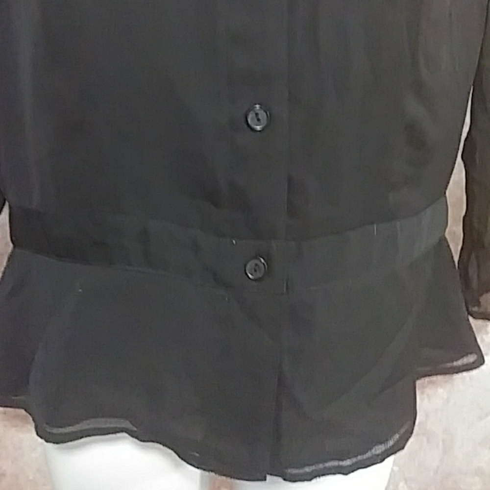 Notions - Picture 2 of 4